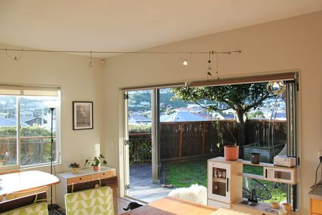 Photo of property in 5 Awa Road, Miramar, Wellington, 6022