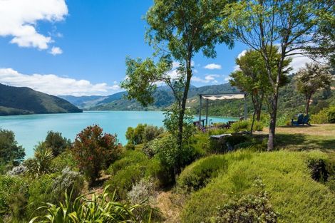 Photo of property in 579 Queen Charlotte Drive, Havelock, 7281