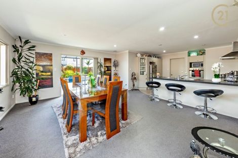 Photo of property in 4 Chadwick Place, Rototuna North, Hamilton, 3210