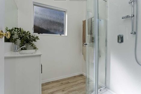 Photo of property in 2/31 Lake Road, Devonport, Auckland, 0624