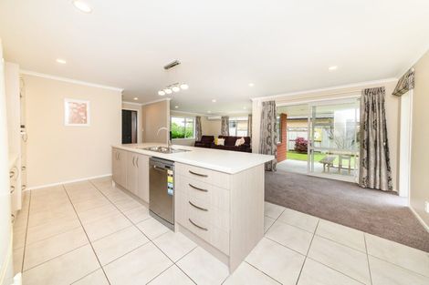 Photo of property in 10 Macdonald Heights, Feilding, 4702