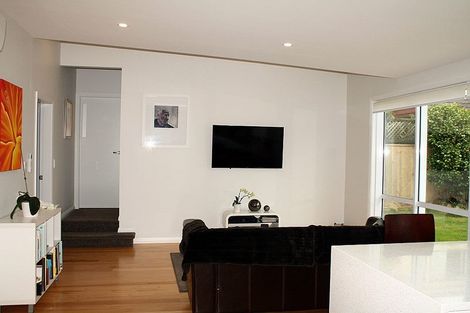 Photo of property in 10b Campbell Street, Karori, Wellington, 6012