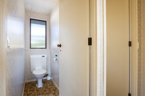 Photo of property in 70 Pembroke Street, Westown, New Plymouth, 4310