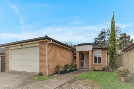 Photo of property in 11 Mcburney Place, Mangere East, Auckland, 2024