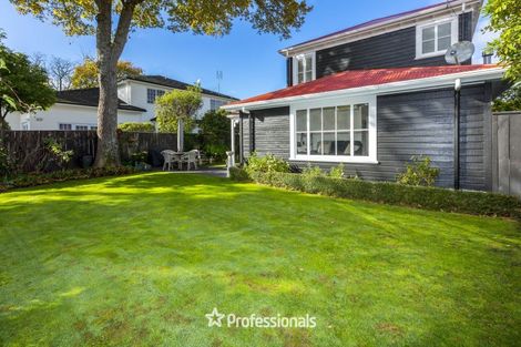 Photo of property in 337 Fergusson Drive, Heretaunga, Upper Hutt, 5018