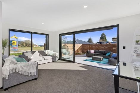 Photo of property in 6 Loch Haven Lane, Kinloch, Taupo, 3377