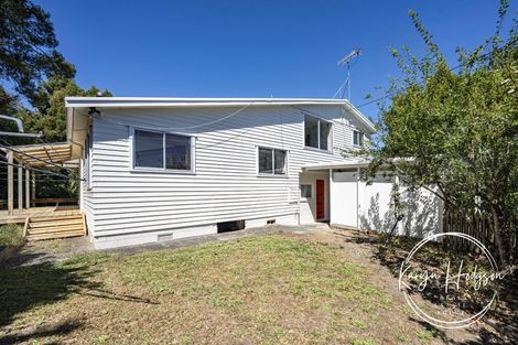 Photo of property in 26 Whaka Street, Maungaturoto, 0520