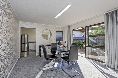 Photo of property in 3/386 Gloucester Street, Taradale, Napier, 4112