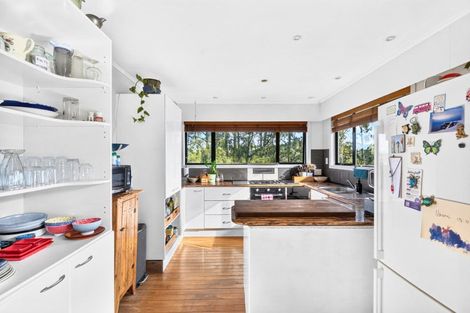Photo of property in 1242 East Coast Road, Redvale, Albany, 0794