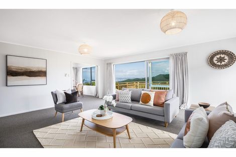 Photo of property in 34 Cypress Drive, Maungaraki, Lower Hutt, 5010