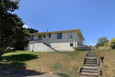 Photo of property in 11 Taupiri Crescent, Titahi Bay, Porirua, 5022