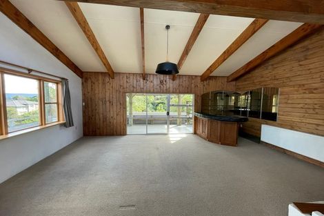 Photo of property in 11 Western View Court, Sunnyvale, Auckland, 0612