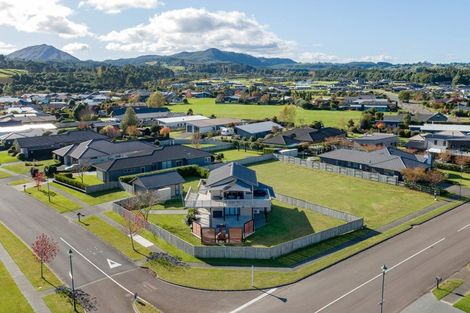 Photo of property in 136 Lisland Drive, Kinloch, Taupo, 3377