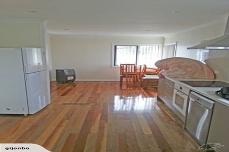 Photo of property in 10 Norval Road, Henderson, Auckland, 0610