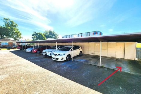 Photo of property in 28 Landscape Road, Papatoetoe, Auckland, 2025