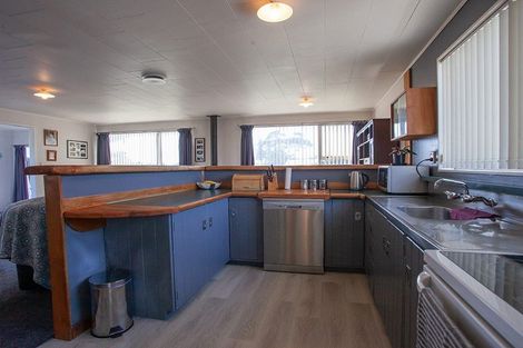 Photo of property in 34 Clifton Drive, Waitara, 4320