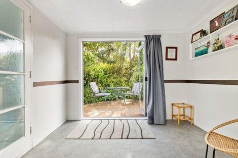 Photo of property in 27 Point Street, Raglan, 3225