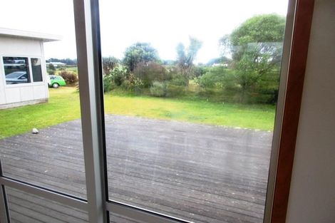 Photo of property in 29 Sandown Road, Te Horo Beach, Otaki, 5581