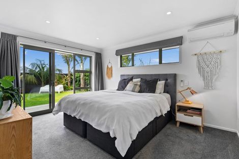 Photo of property in 24 Ferry Road, Waipu, 0510