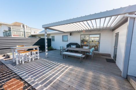 Photo of property in 1/45 Oceanbeach Road, Mount Maunganui, 3116