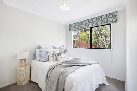 Photo of property in 1/7 Leiden Place, Totara Vale, Auckland, 0629