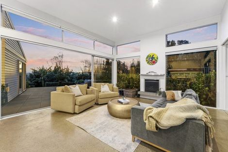 Photo of property in 4 Hillford Place, Welcome Bay, Tauranga, 3175