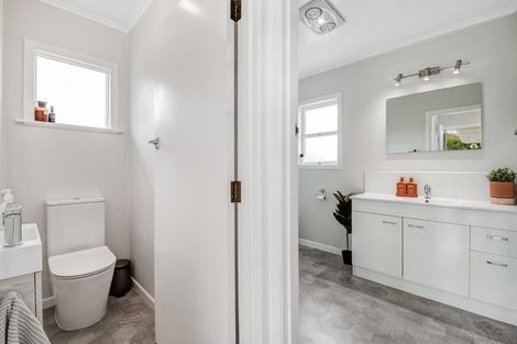 Photo of property in 329 Rodney Street, Wellsford, 0900