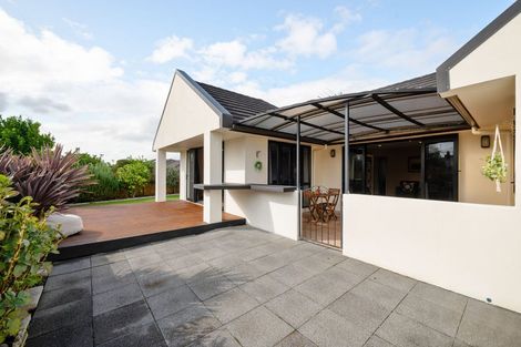 Photo of property in 10 Drumfearn Place, Rototuna, Hamilton, 3210