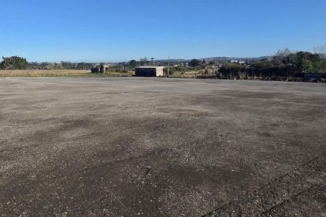 Photo of property in 96a Trig Road, Whenuapai, Auckland, 0618