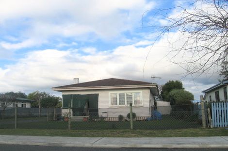 Photo of property in 203 Park Road North, Parkvale, Hastings, 4122