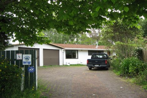 Photo of property in 13 Kindergarten Drive, Conifer Grove, Takanini, 2112