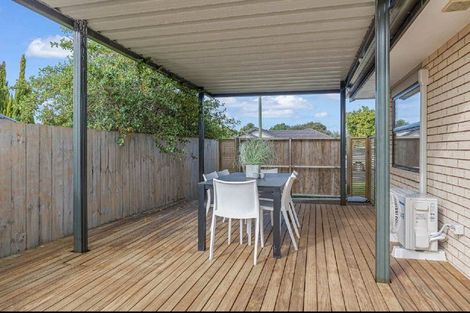 Photo of property in 10 Bonny Crescent, Massey, Auckland, 0614