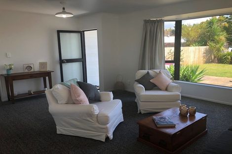 Photo of property in 228 Gravatt Road, Papamoa Beach, Papamoa, 3118