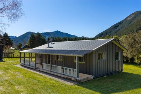 Photo of property in 137 Wakamarina Road, Canvastown, Havelock, 7178