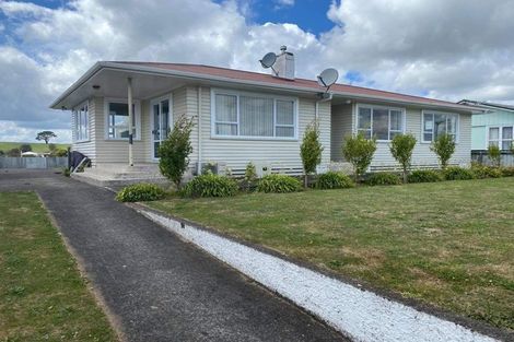 Photo of property in 106 Stanners Street, Eltham, 4322