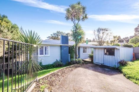 Photo of property in 32 Blease Street, New Lynn, Auckland, 0600