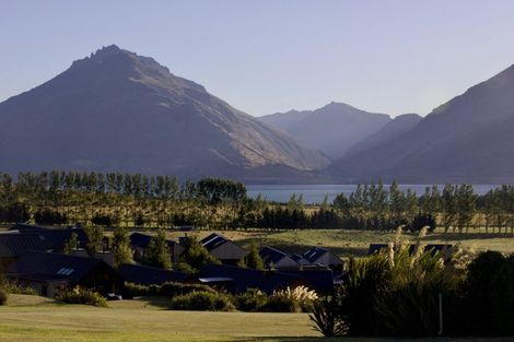 Photo of property in 8 Glenelg Lane, Jacks Point, 9371