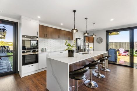 Photo of property in 7 Omahuru Road, Glenbrook, Waiuku, 2681