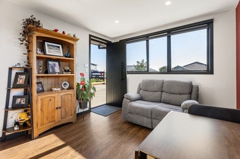 Photo of property in 7 Omahuru Road, Glenbrook, Waiuku, 2681