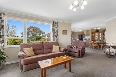 Photo of property in 15 Riverside Drive, Whakatane, 3120