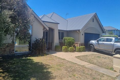 Photo of property in 562 Bower Avenue, Parklands, Christchurch, 8083