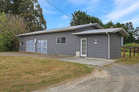 Photo of property in Sharella Park Cattery, 578 Kairanga Bunnythorpe Road, Newbury, Palmerston North, 4478