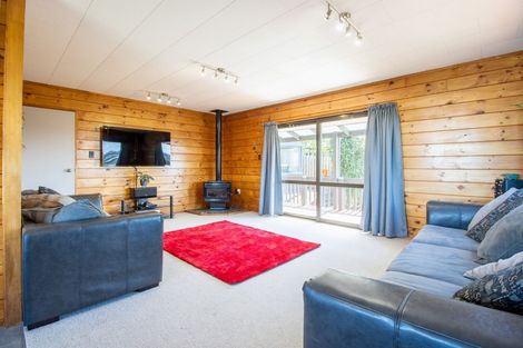 Photo of property in 25 Chapel Street, Takapuwahia, Porirua, 5022