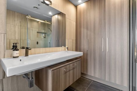 Photo of property in Mon Desir Apartments, 4b/175 Hurstmere Road, Takapuna, Auckland, 0622