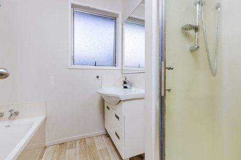 Photo of property in 33 John Walker Drive, Manurewa, Auckland, 2102