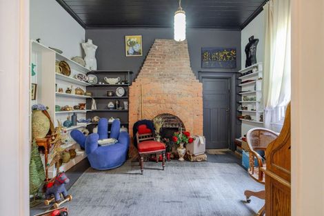 Photo of property in 1 Mclean Street, Woodville, 4920