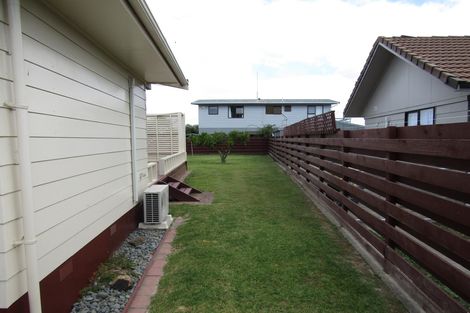 Photo of property in 20 Tawhara Place, Edgecumbe, 3120