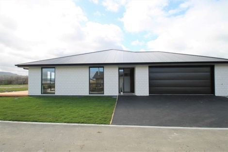 Photo of property in 6 Silverview Place, Mosgiel, 9024