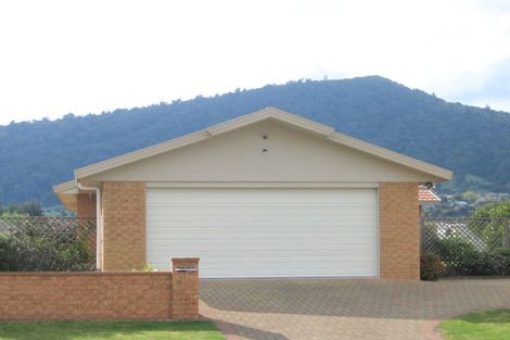 Photo of property in 16 Mccahon Drive, Pukehangi, Rotorua, 3015