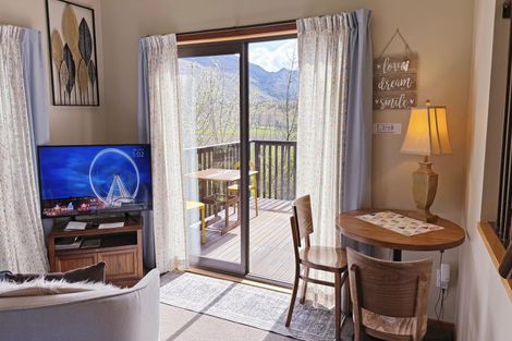 Photo of property in 23 Studholme Road, Wanaka, 9382